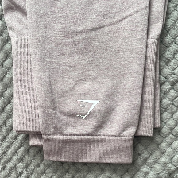 Gymshark Light Purple Leggings - Picture 2 of 5